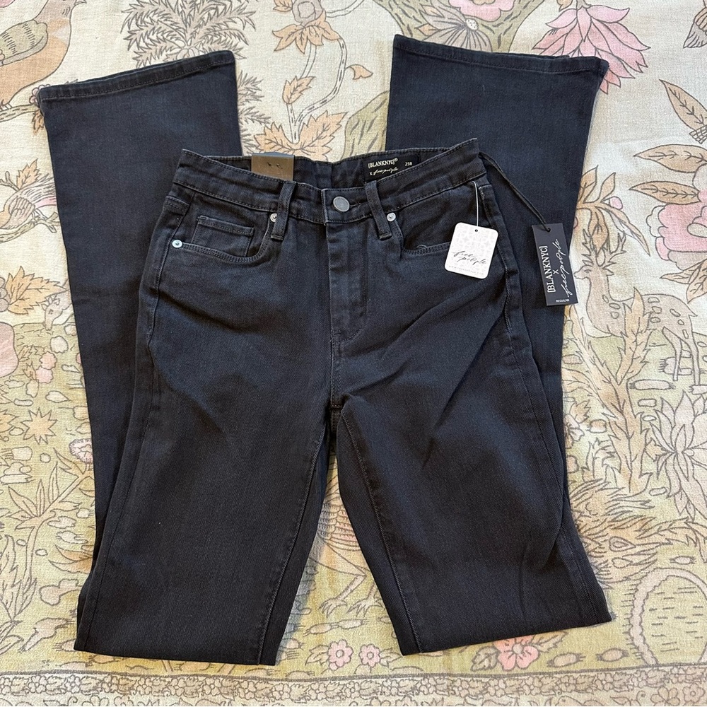NWT Free People Blank NYC Collab - Hoyt High Rise Mini Flare size 25